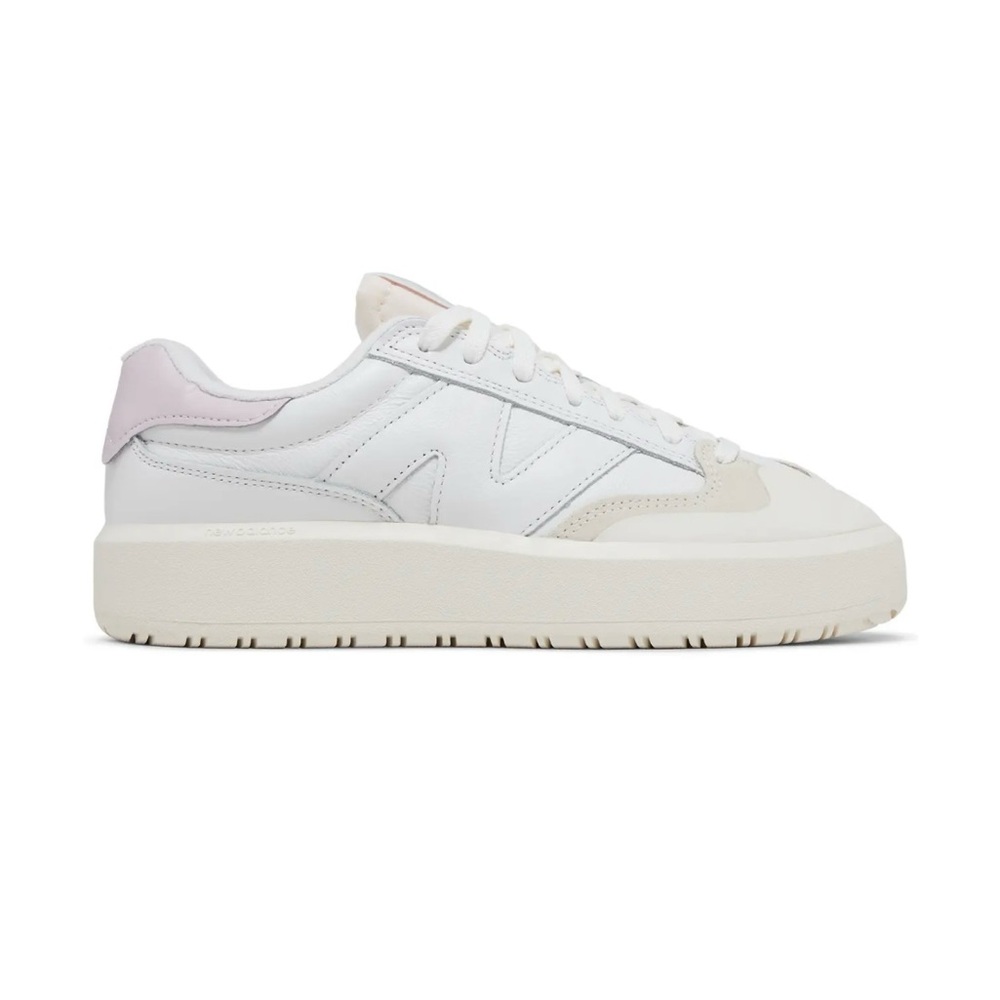 New Balance Women's White and Tan Sneakers